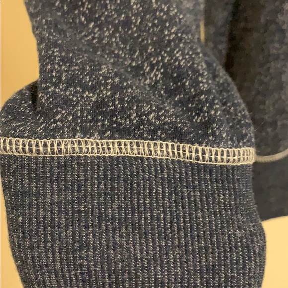 Virginia Cavaliers Heathered Sweater in Medium - Picture 3 of 3